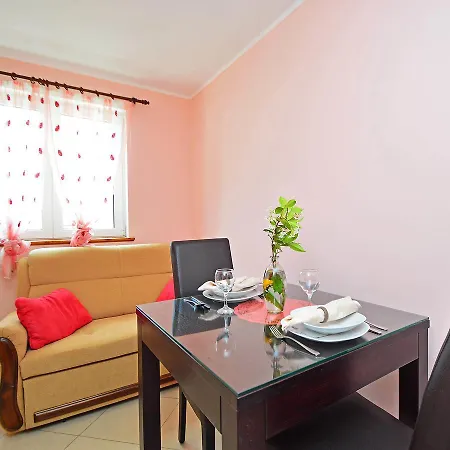 Apartmán Ante-1 By Interhome *