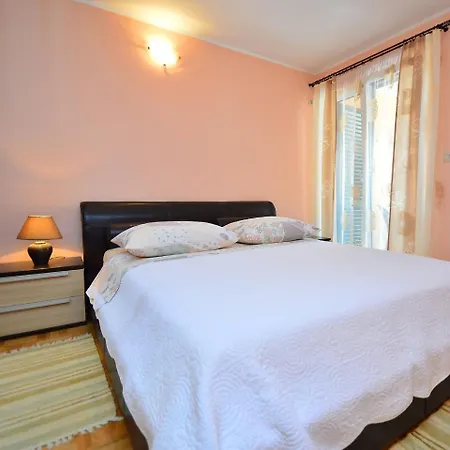 Apartman Apartment Ante-1 By Interhome *