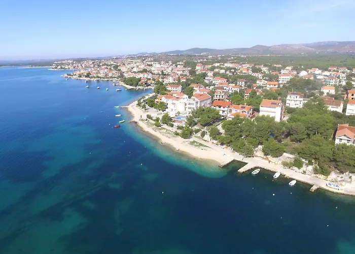 Ante-1 By Interhome Lejlighed *