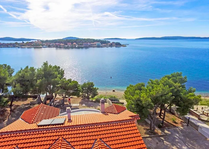 Ante-1 By Interhome Lejlighed *